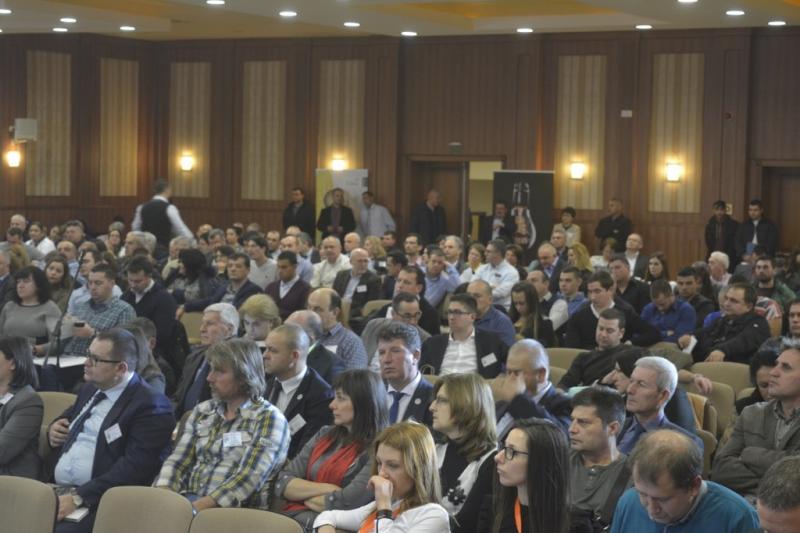 Началото на българския дебат за развитие на земеделието у нас и Общата селскостопанска политика след 2020 г. беше поставено по време на Петата Национална среща на земеделските производители, която се проведе през февруари 2017 в кк Златни пясъци