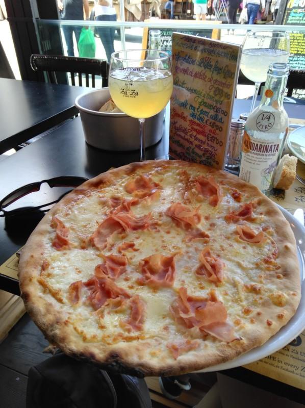 Пицата е почти задължителна, ако сте в Италия