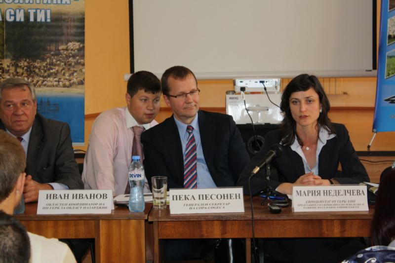 Мария Габриел участва в обществен дебат за ОСП 2014-2020 и в Пазарджик